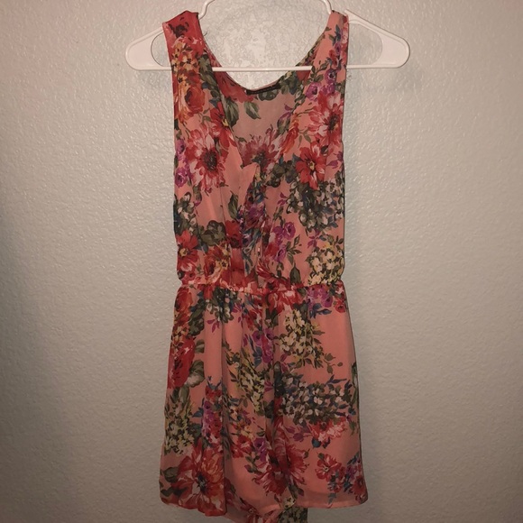 Floral romper - Picture 1 of 1
